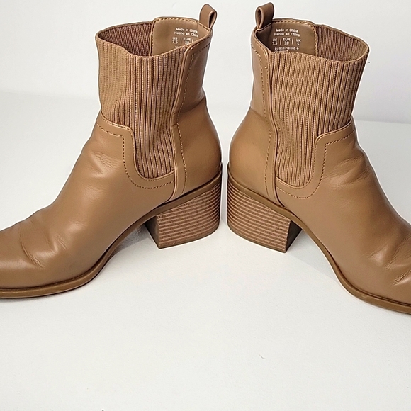 CALL IT SPRING WOMEN'S TAN SLIP ON ANKLE BOOTS - Picture 2 of 7